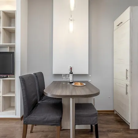 Apartment Chmielna By Your Freedom *
