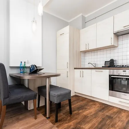 Chmielna By Your Freedom *