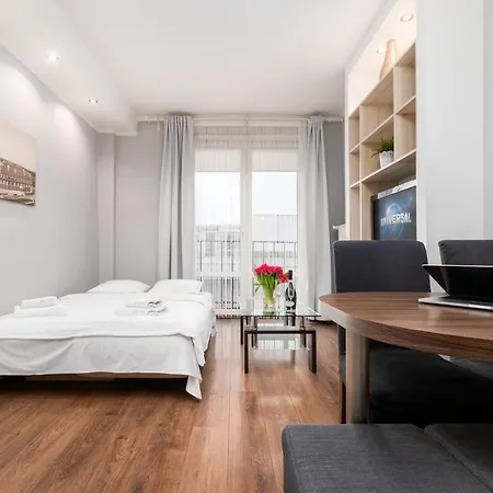 Apartment Chmielna By Your Freedom Warschau