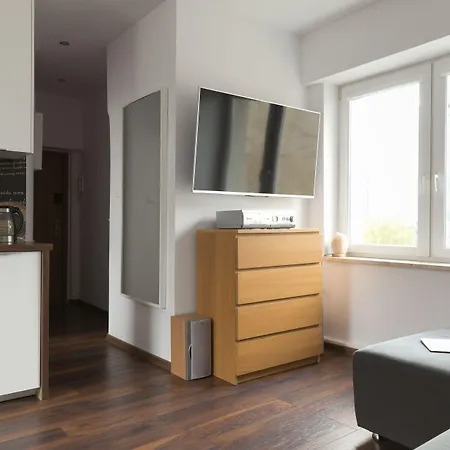 Chmielna By Your Freedom