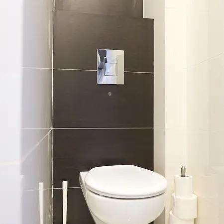 Chmielna By Your Freedom