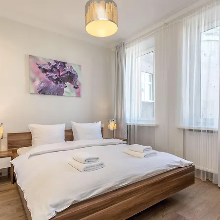 Apartamento Chmielna By Your Freedom